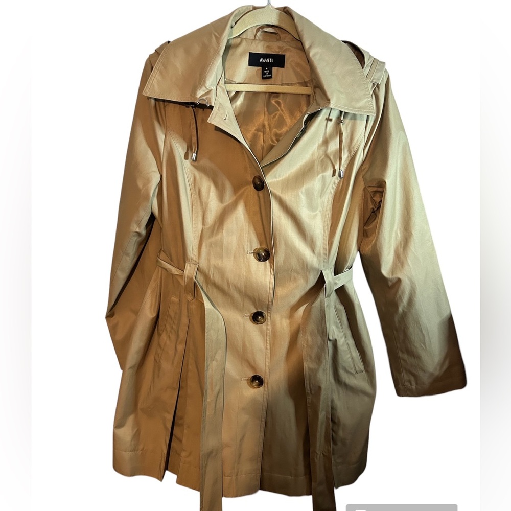 Avanti khaki rain jacket